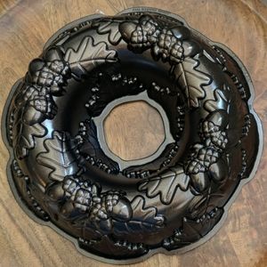 Nordic Ware Fall Harvest Bundt Cake Pan